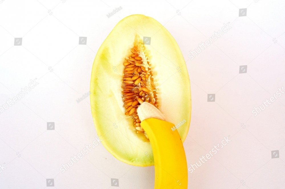 stock-photo-banana-and-melon-as-a-symbol-of-a-circumcised-penis-and-a-vagina-696039952.thumb.jpg.9e3e4c6bc9dca224ca43affba319f4da.jpg