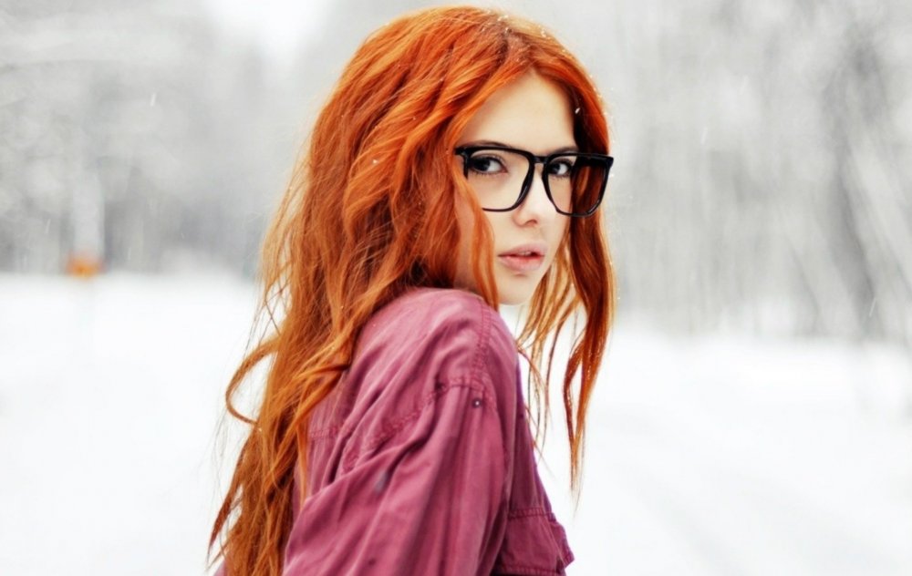 134237-women-redhead-glasses.thumb.jpg.ad4f4c7b7c682afd7197db3655771a1c.jpg